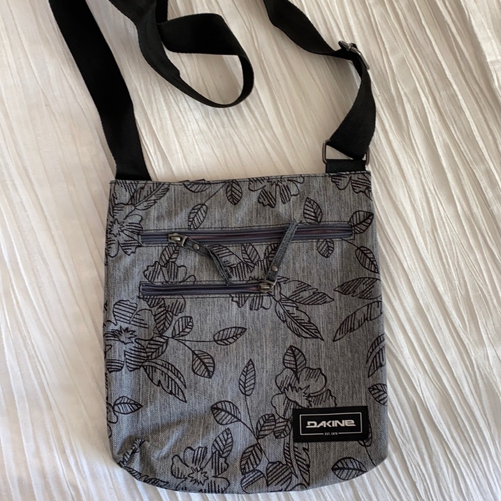 Dakine Gray Floral Crossbody Bag
